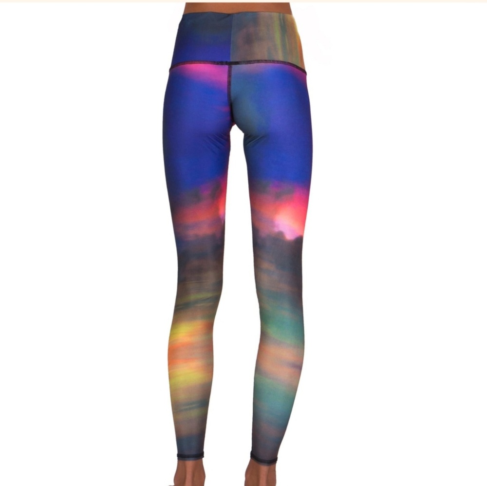 Sunset Originals Teeki Hot Pants XS - Picture 4 of 4